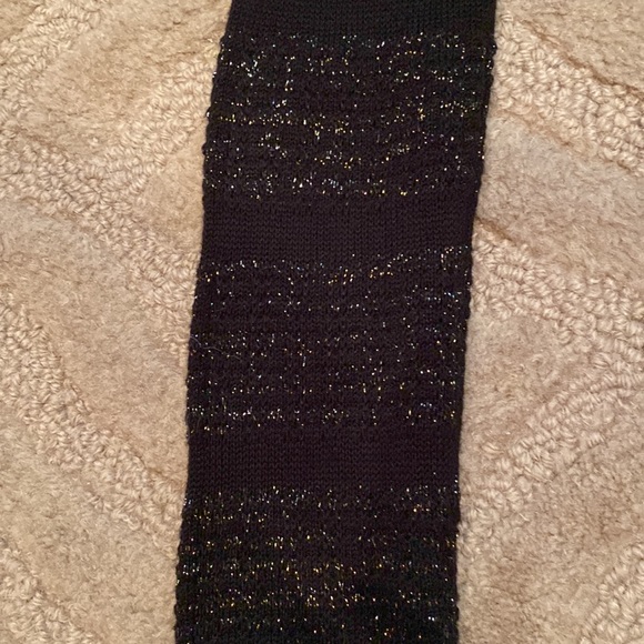 GUESS JEANS Dress. Perfect for any occasion. Dress it up or dress it down. - Picture 4 of 4